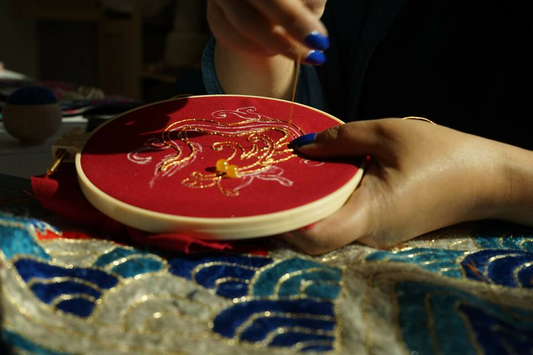 The Art of Traditional Chinese Embroidery by Furn-Store